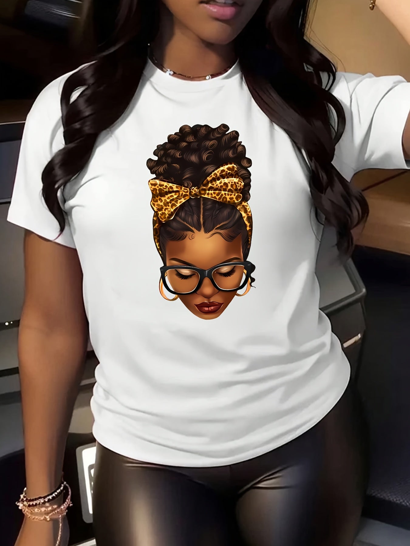 Figure Print Short Sleeve T-shirt, Casual Crew Neck Top For Spring & Summer, Women's Clothing